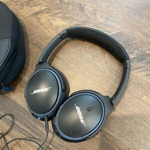 Bose SoundLink Around-Ear Wireless Headphones